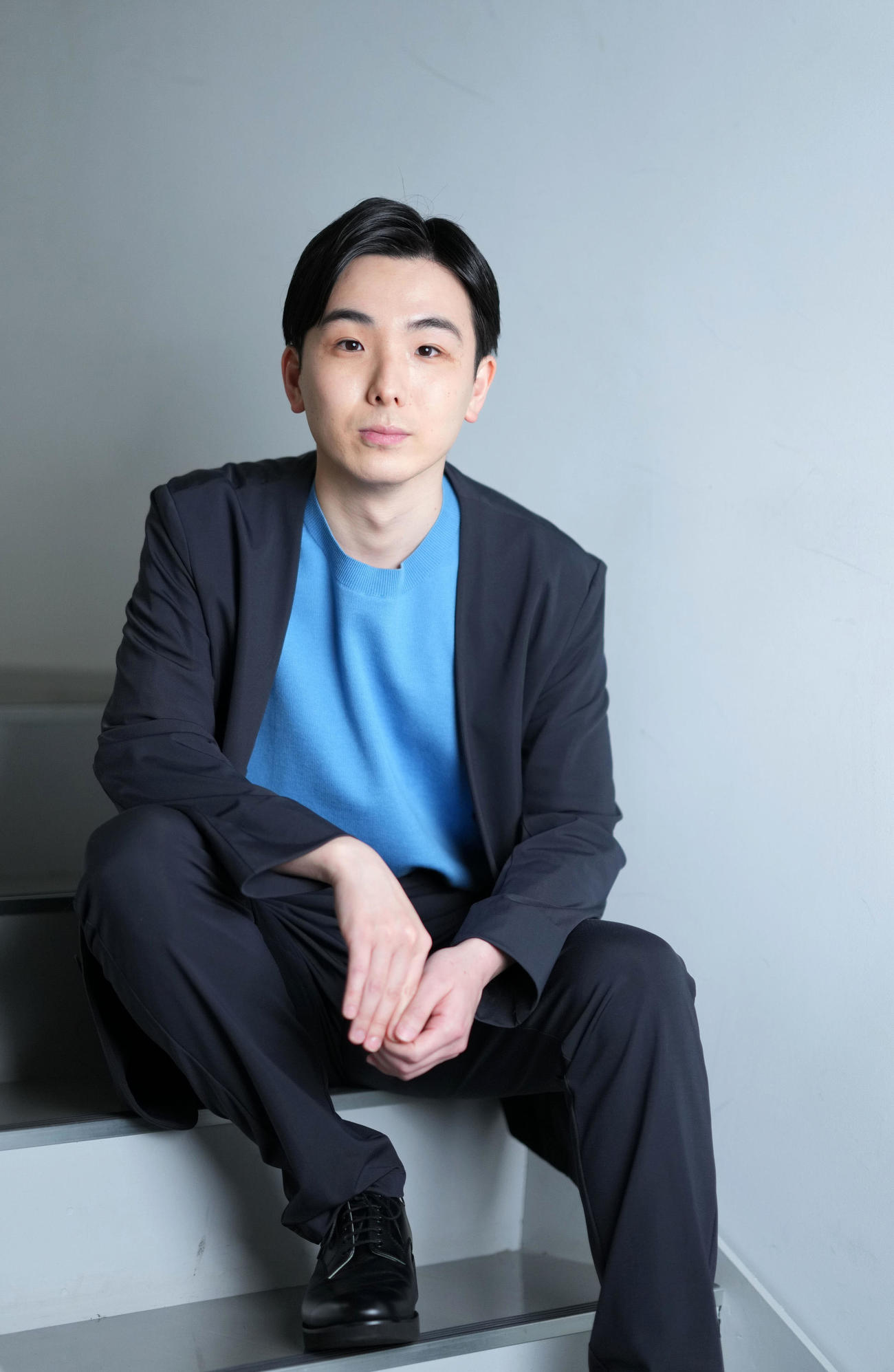 飾らず自然体な空気感がとても魅力的な森優作さん（撮影・横山健太）