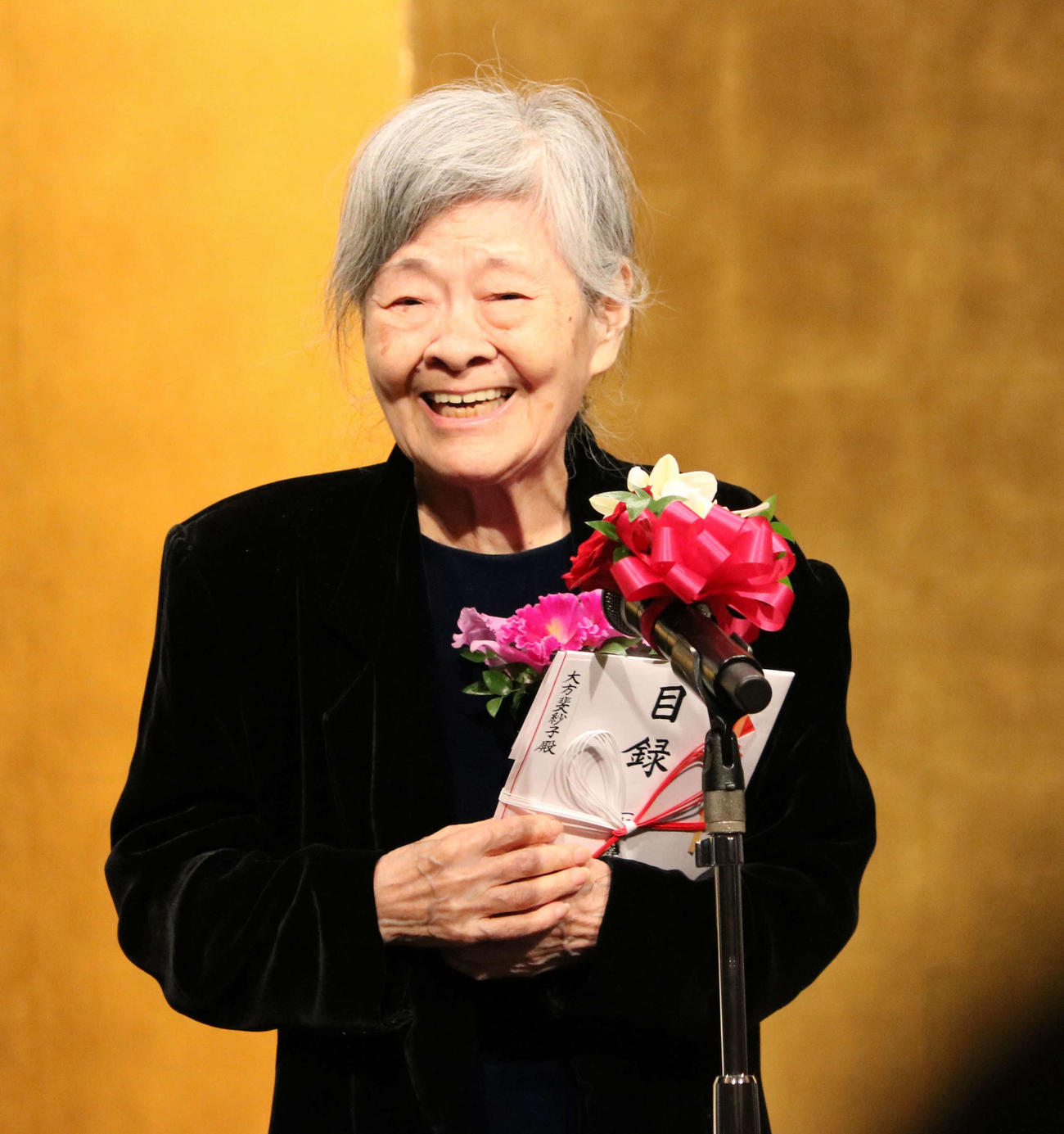 「第32回橋田賞授賞式」に出席し、野村昭子賞を受賞した大方斐紗子（撮影・塚本光）