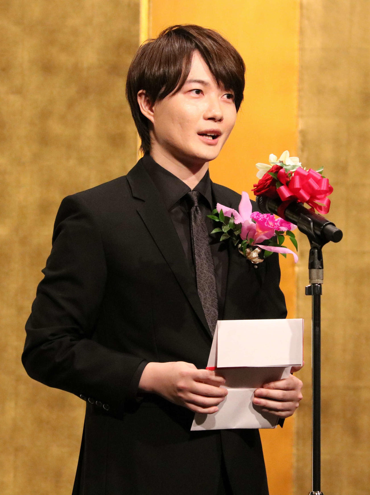 橋田賞を受賞した神木隆之介（撮影・水谷京裕）