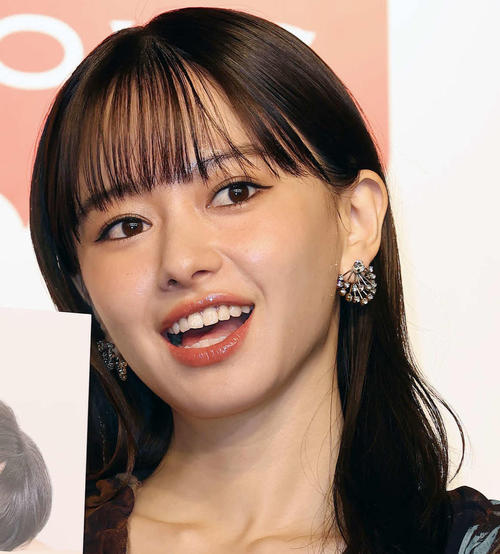 26歳連ドラ主演女優、現場での”ボディタッチ”告白しスタジオ騒然