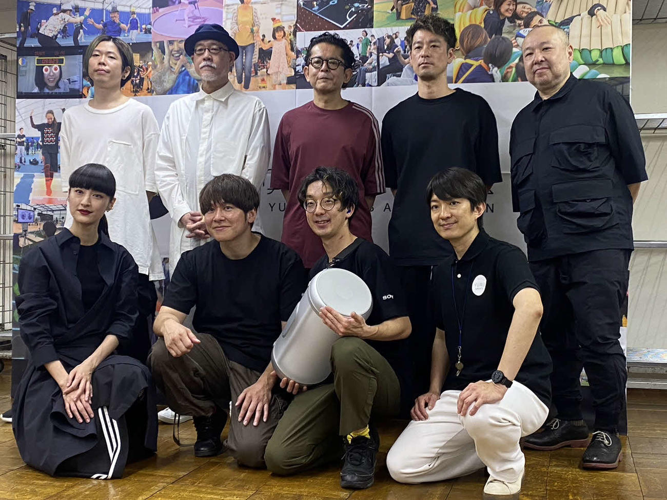 「ゆるスポーツランド2024」オープニングイベントに登場したシシド・カフカ（前列左）ら（撮影・加藤理沙）