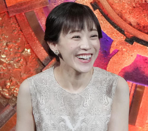 TBS江藤愛アナ「THE TIME,」共演アナと「#野菜シスターズ」のスリーショット公開