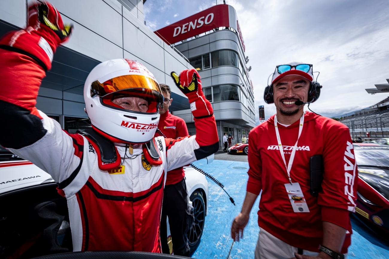 本格カーレース初参戦で初優勝した前澤友作氏（C）MAEZAWA RACING