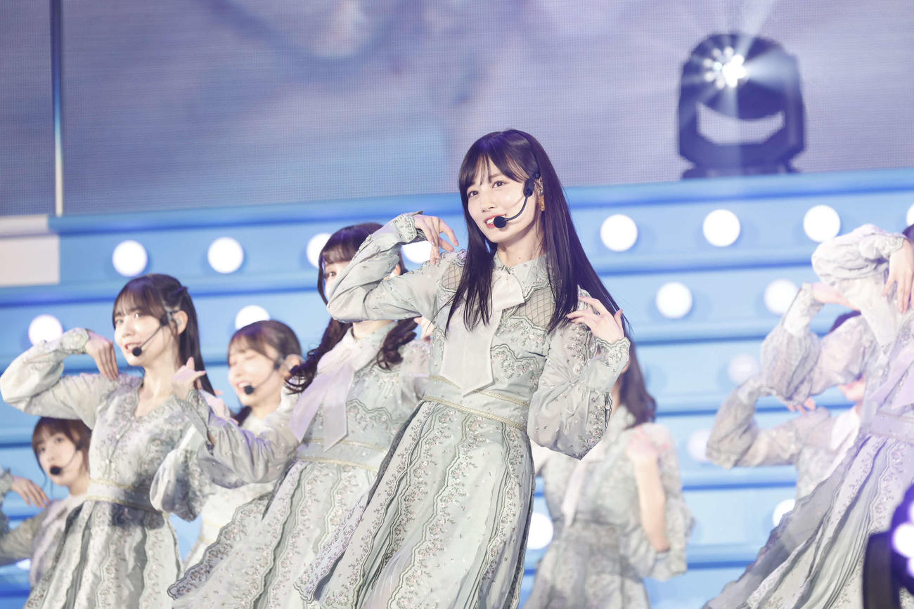 自身の卒業コンサートでパフォーマンスする乃木坂46山下美月（C）乃木坂46LLC