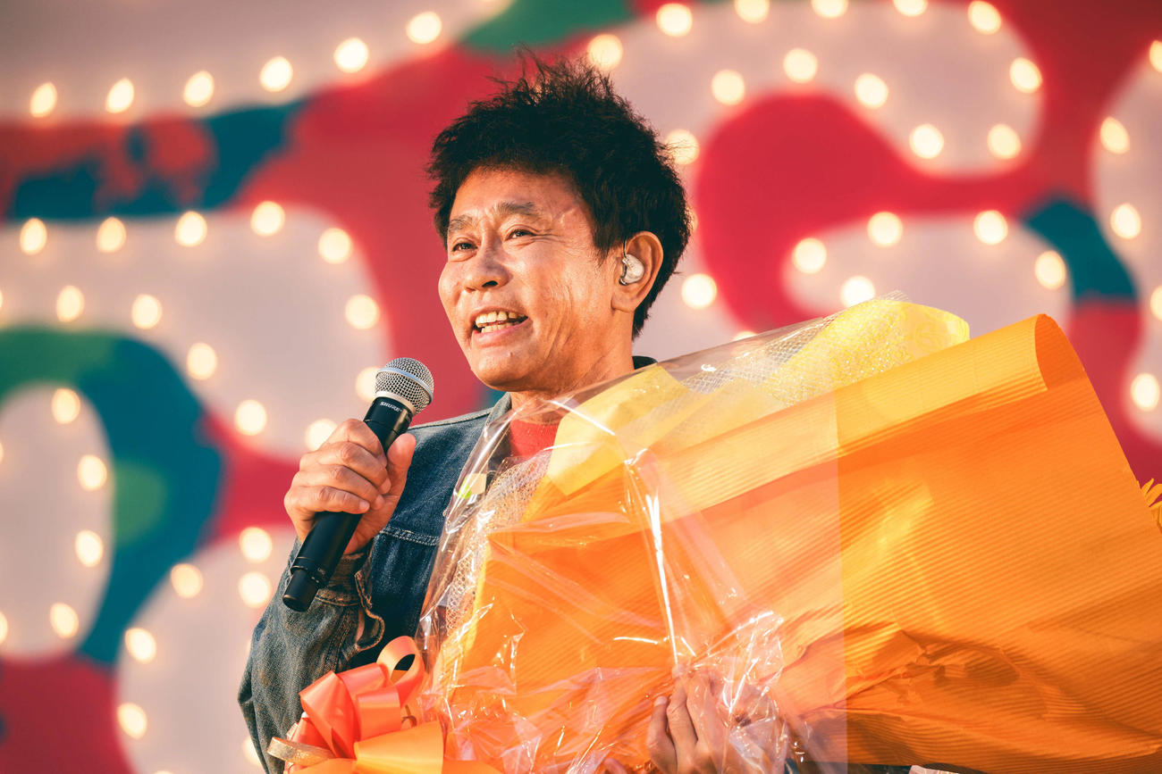 ごぶごぶフェス1日目に誕生日を祝われたダウンタウン浜田雅功（C）GOBU GOBU Festival【撮影：渡邉一生】