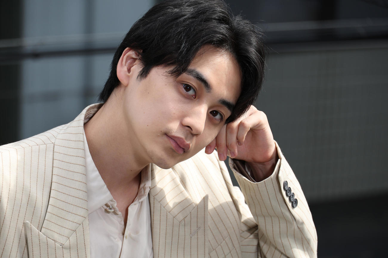 初単独主演映画について語った鈴木志遠（撮影・中島郁夫）