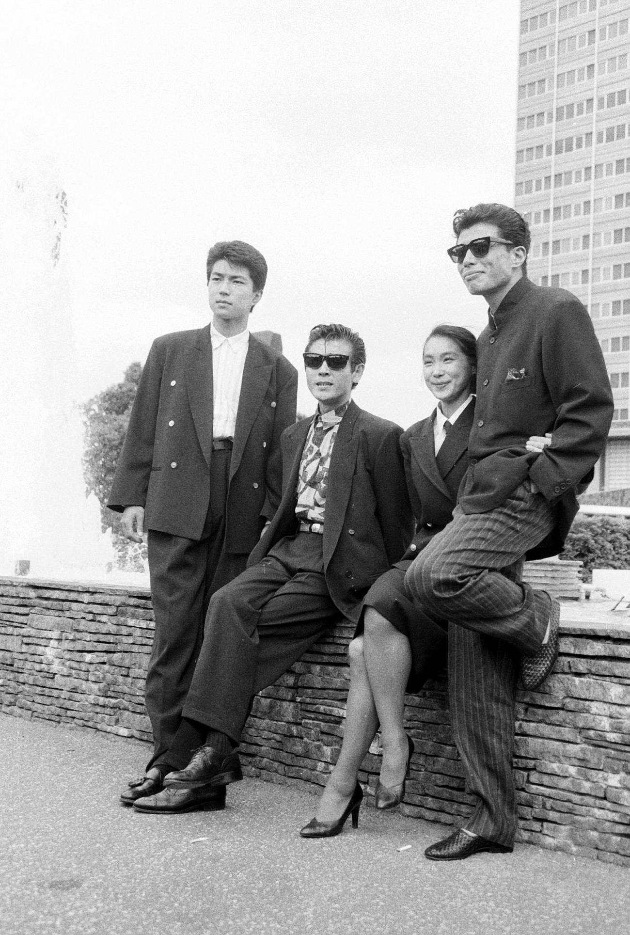 映画「あぶない刑事」製作発表　写真に納まる左から仲村トオル、柴田恭兵、浅野温子、舘ひろし（1987年9月撮影）