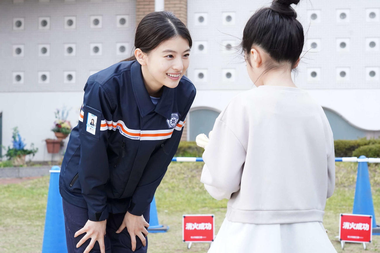 フジテレビ系「ブルーモーメント」に出演する出口夏希（C）フジテレビ