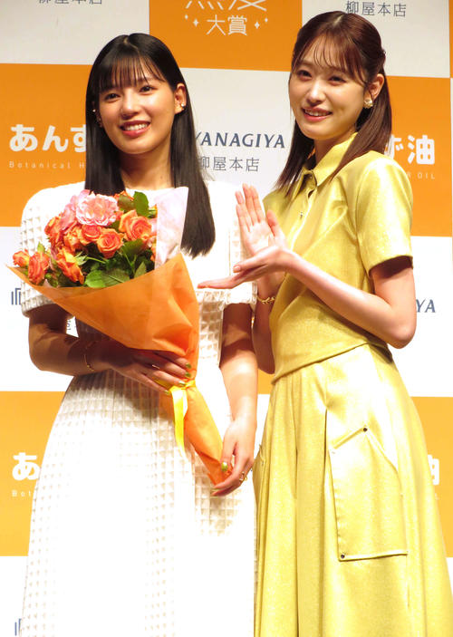 石井杏奈「貫いてきて良かった」25年間ほぼ黒髪「第７回黒髪大賞」高橋ひかるが自分磨き誓う