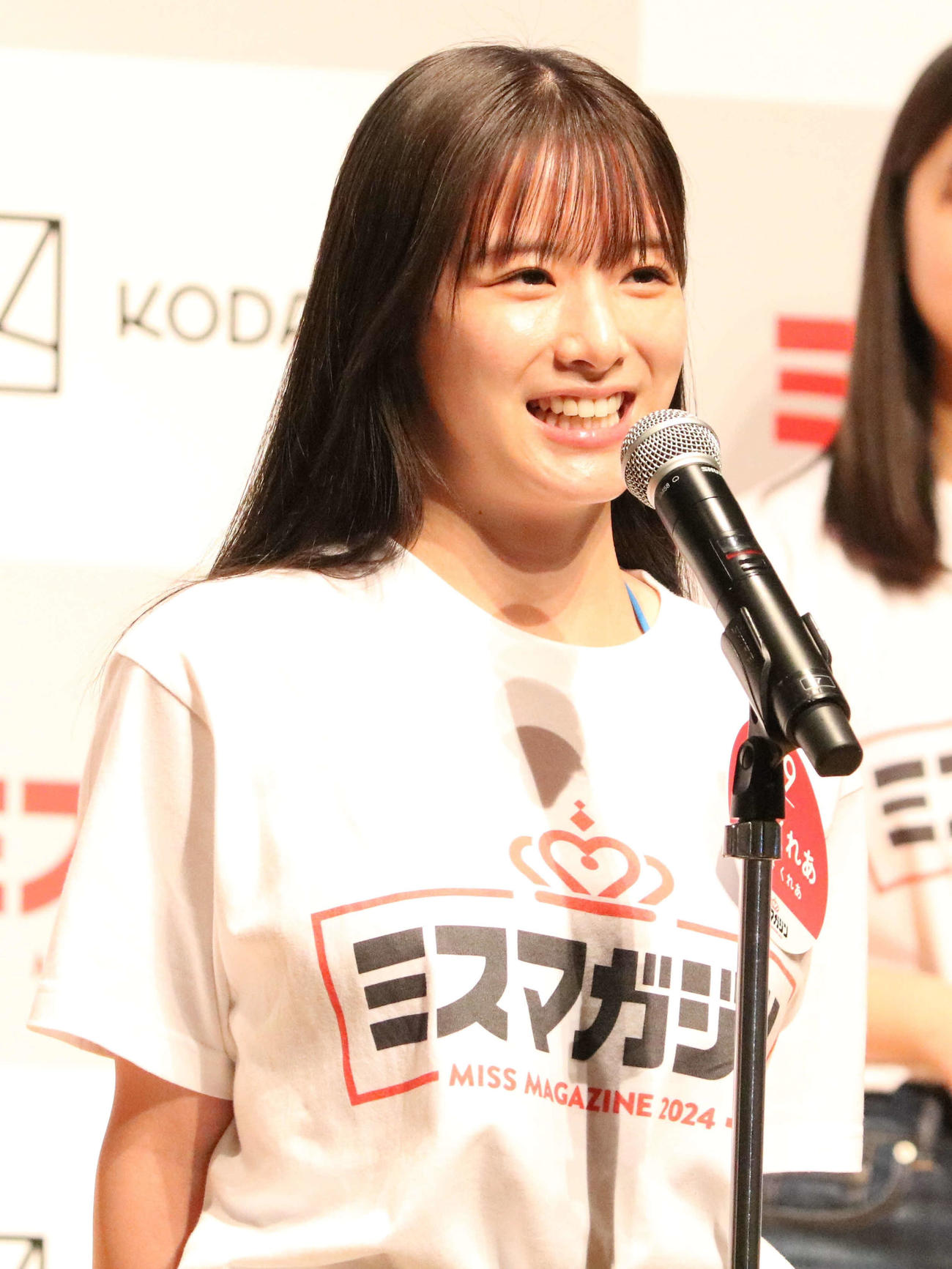 「ミスマガジン2024ベスト16お披露目イベント」に登壇した葉月くれあ（撮影・水谷京裕）