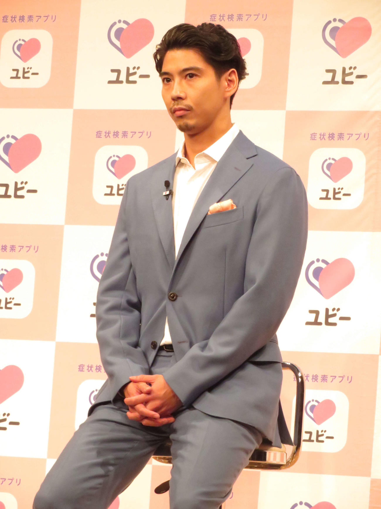 「ユビー」の新TVCM発表会・事業説明会に出席した賀来賢人