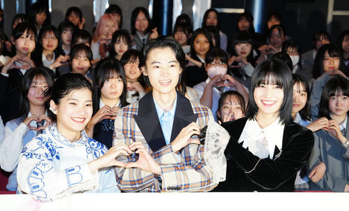 窪塚愛流「感謝を口に」蒔田彩珠「無になる。自分から離れて」自分らしく生きることは？聞かれ