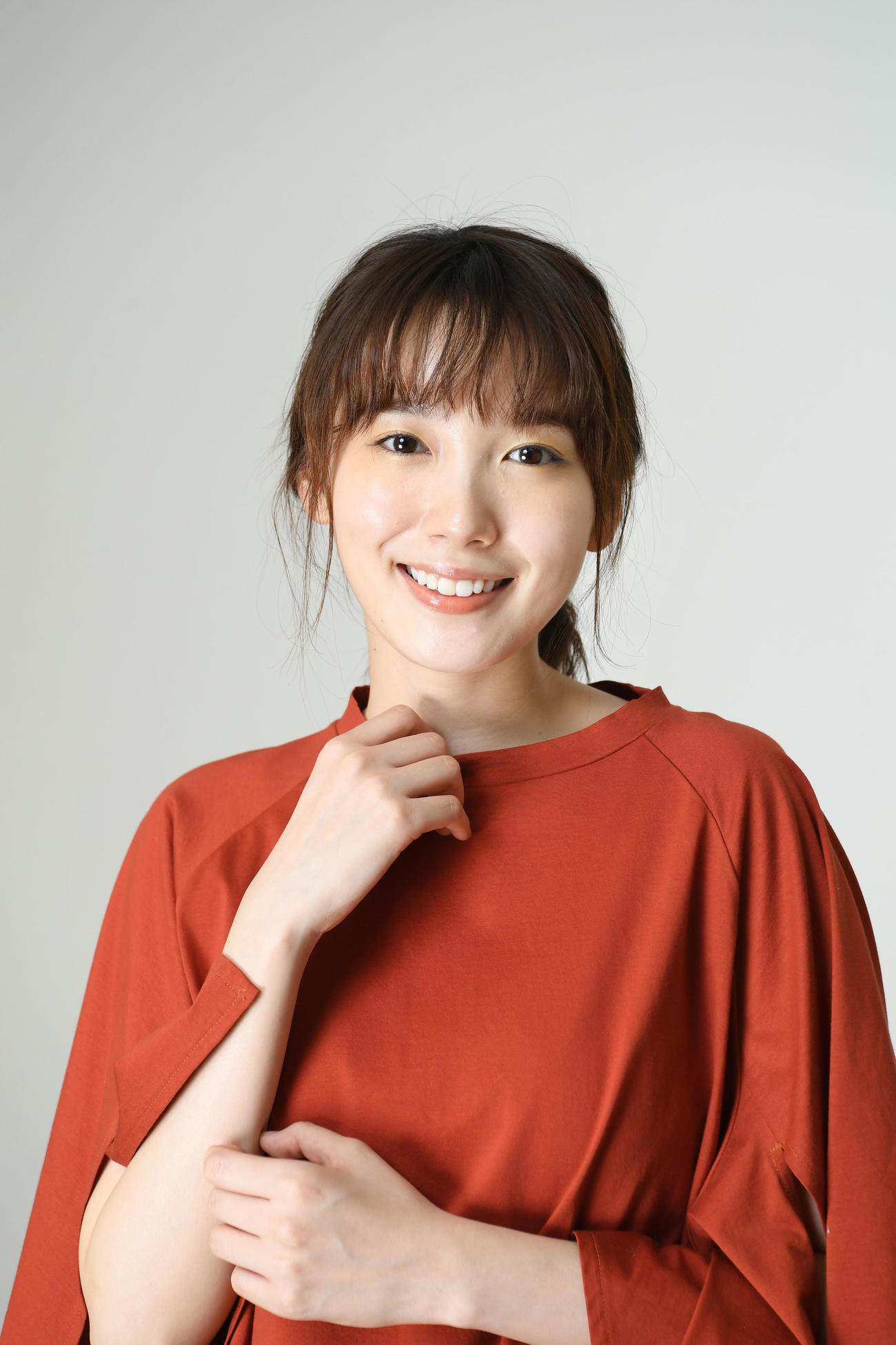 飯豊まりえ（19年8月撮影）