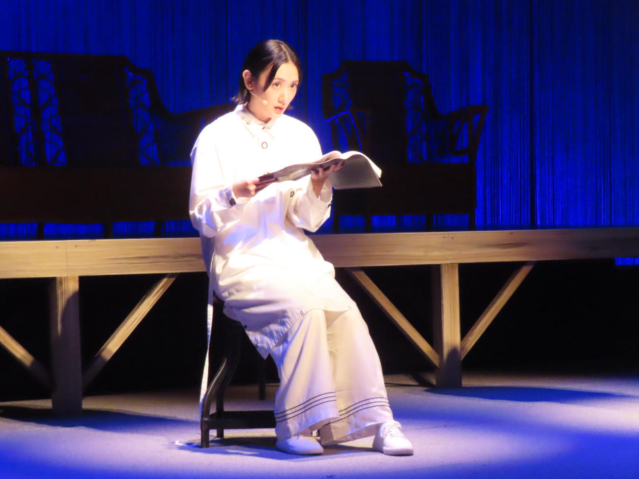 朗読劇「ROOM」に出演する生駒里奈