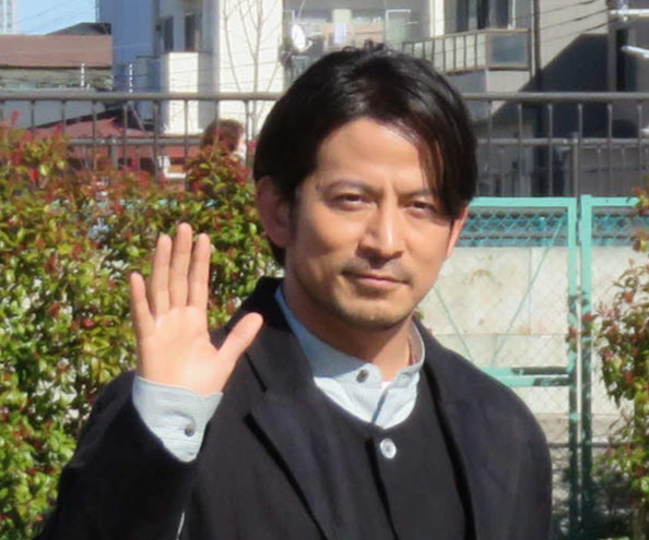 岡田准一（2024年3月撮影）