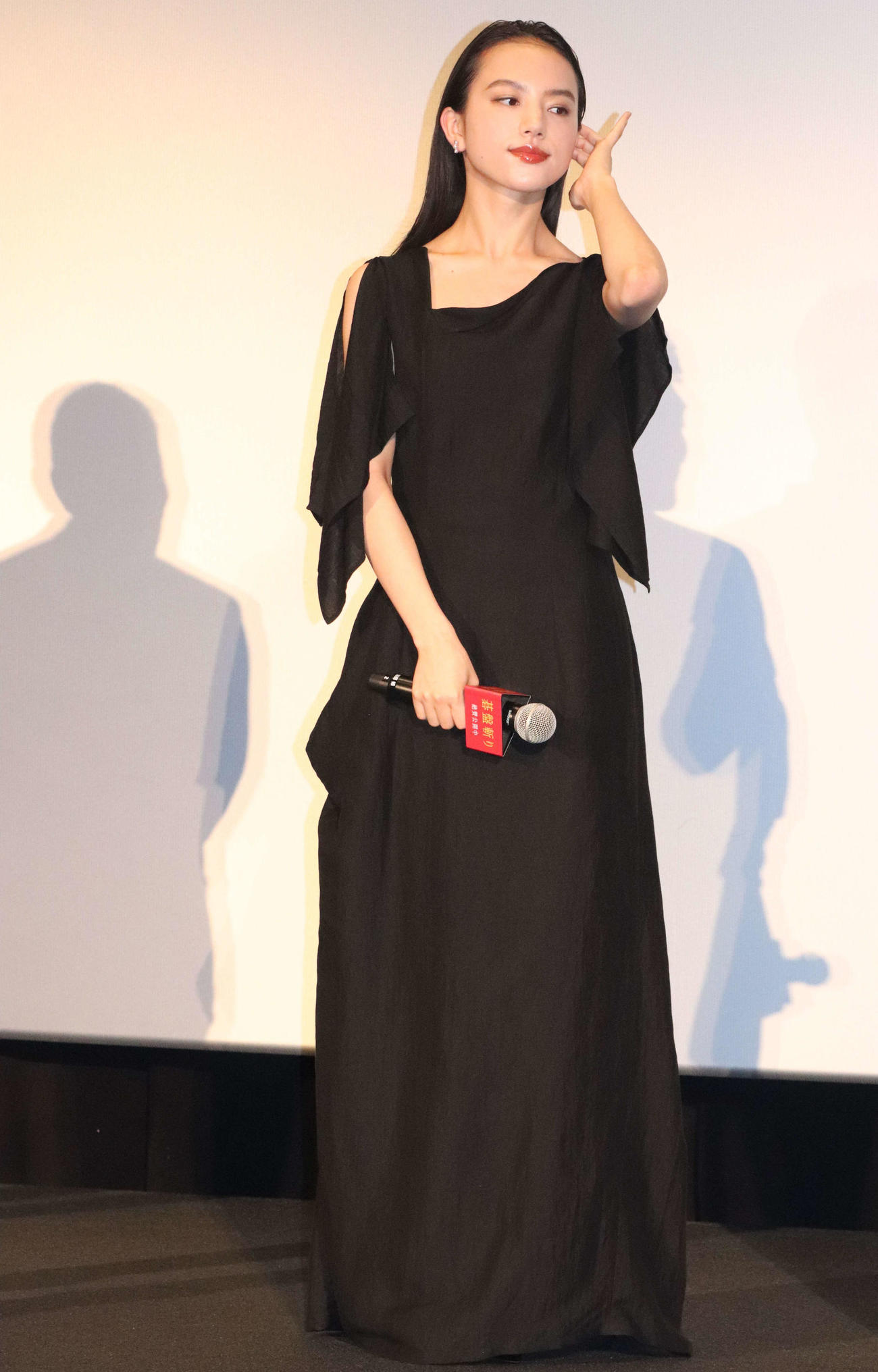 「碁盤斬り」公開初日舞台あいさつに出席した清原果耶（撮影・加藤理沙）