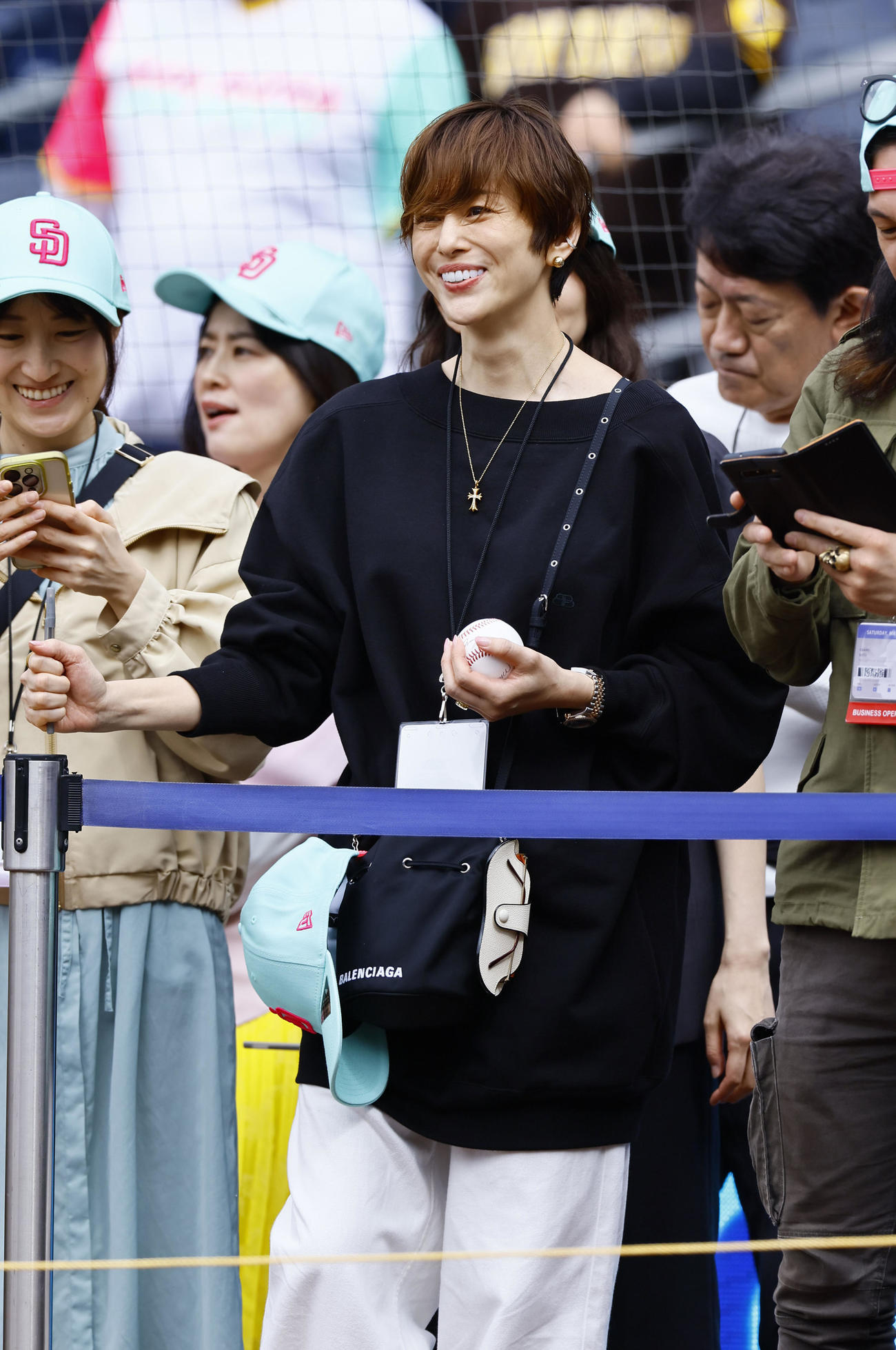 パドレス対ドジャース　観戦した米倉涼子さん（2024年5月11日撮影）