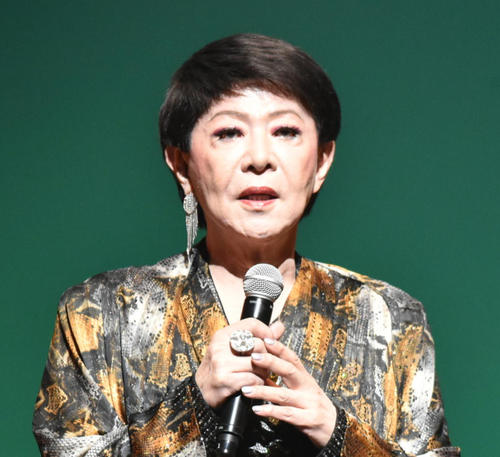 美川憲一「徹子の部屋」楽屋で故・桂由美さんと写真撮影「その数日後訃報聞いて」悲痛な思い告白