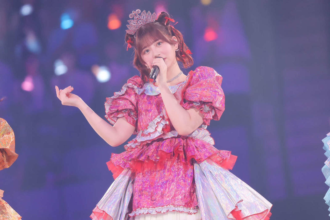 初の日本武道館公演を行ったFRUITS ZIPPERの月足天音