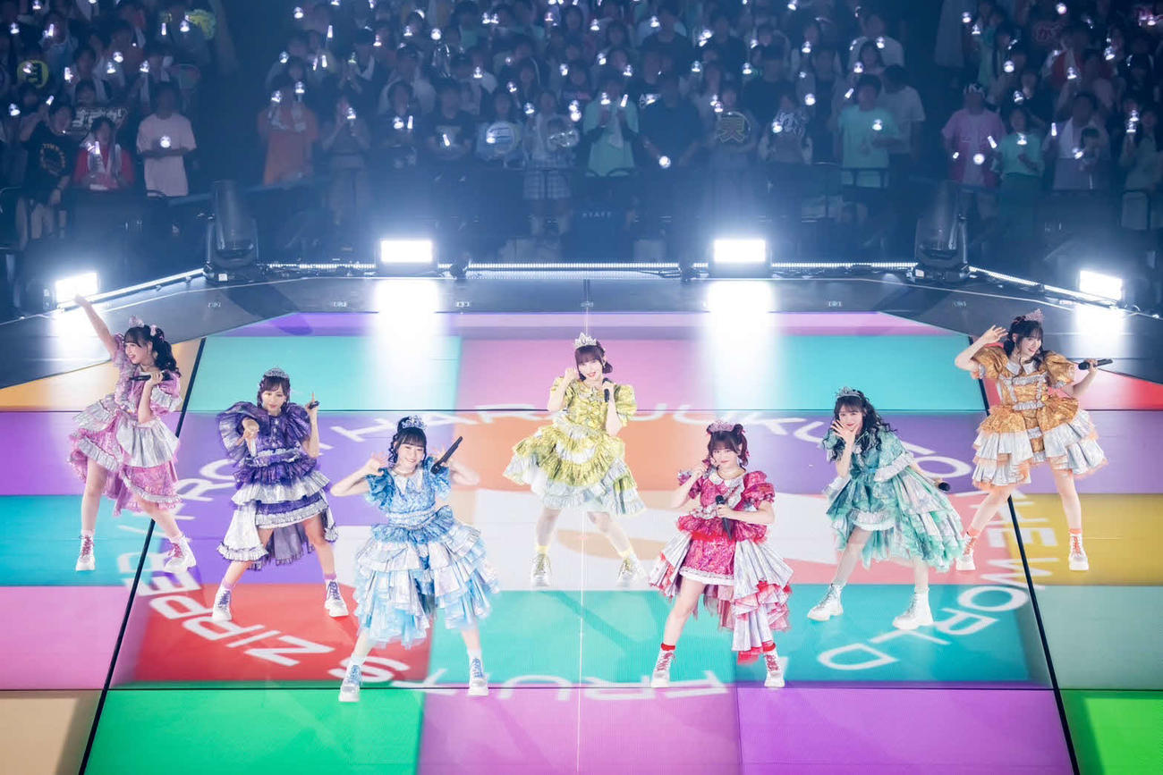 初の日本武道館公演を行ったFRUITS ZIPPER