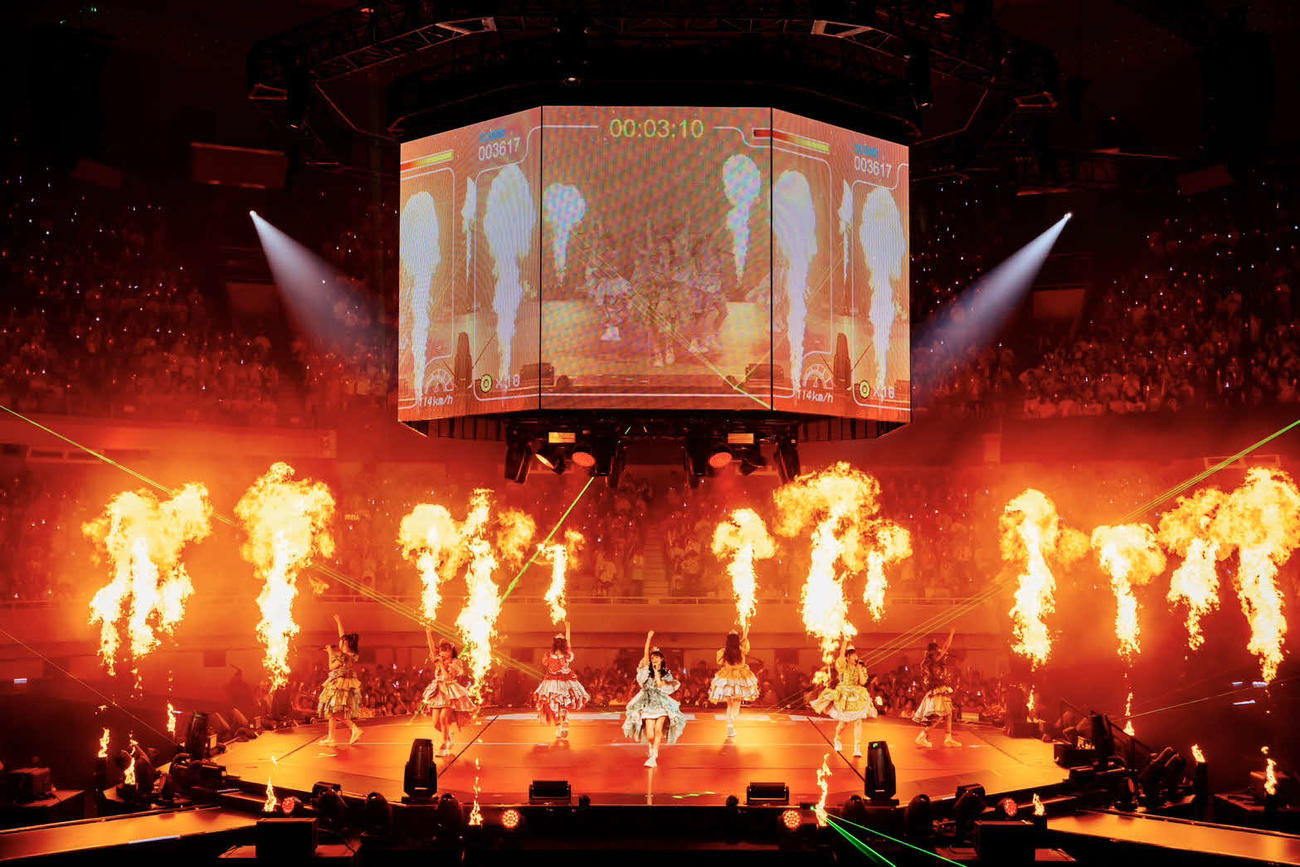 初の日本武道館公演を行ったFRUITS ZIPPER
