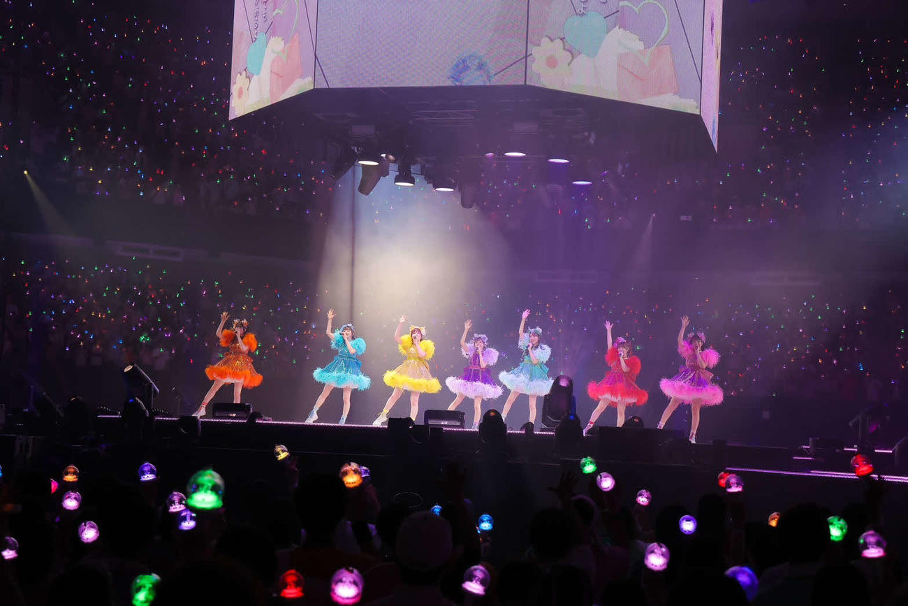 初の日本武道館公演を行ったFRUITS ZIPPER