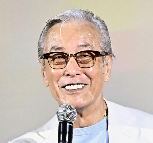 73歳岩城滉一、68歳モデル妻には「もう謝るしかない」告白