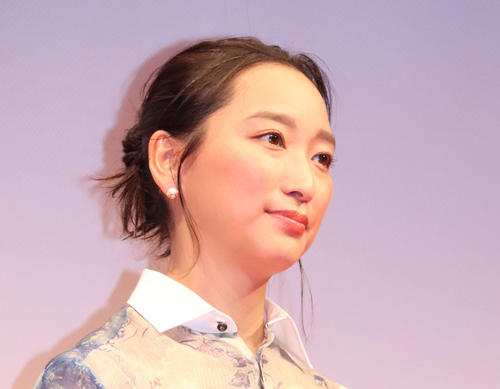 杏、幼少期にやっていた意外なスポーツ明かす「兄が２つ上にいて、いいなって」父渡辺謙は虎党