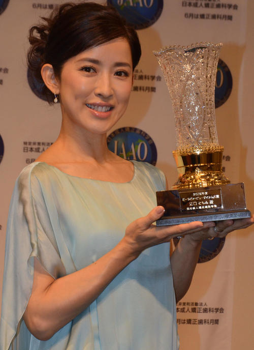 56歳女性タレント「ぽかぽか」生放送出演でネット反響「かわらず美しい」夫は65歳たけし軍団