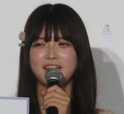 元HKT48村重杏奈＆水上凜巳花２ショット投稿に“しげりみ”復活望む声!?