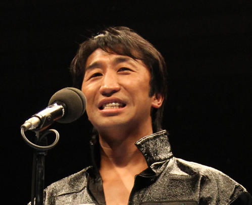 内藤大助氏「誰が出したの？」自身のサイン入りグローブ販売に驚く…「微妙」価格にツッコミも
