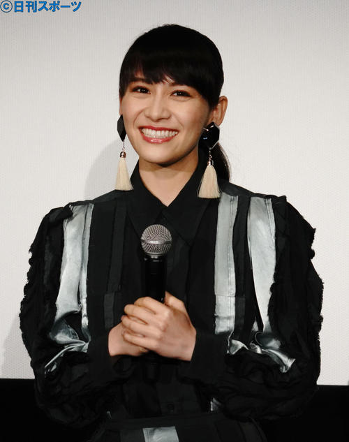 Perfume「あ～ちゃん」こと西脇綾香、ピラティス最新ショットに「ウエスト薄すぎ！」