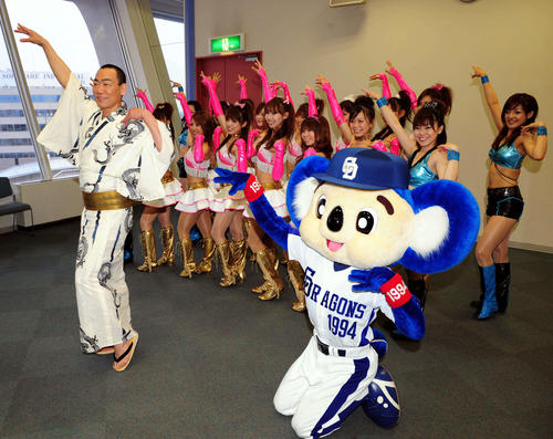 マツケンサンバ2」振り付けの真島茂樹さん急死 77歳 虚血性心不全