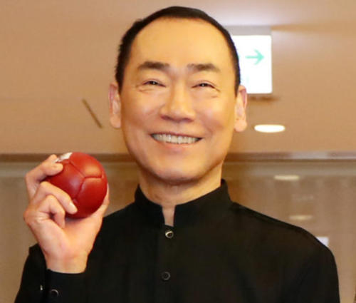「マツケンサンバ２」振付師・真島茂樹さん死去　事務所発表「『一生踊り子』」という言葉胸に」