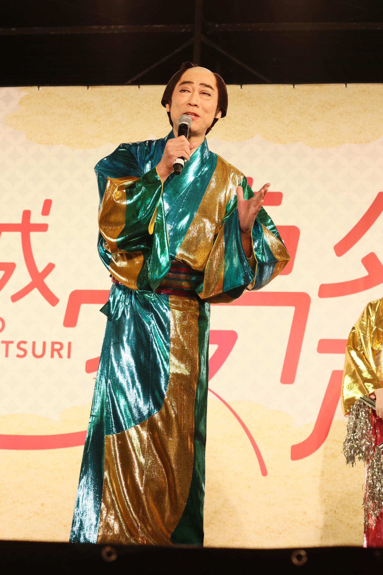 マツケンサンバ2振り付けを担当した歌手でダンサーの真島茂樹氏（2022年10月撮影）