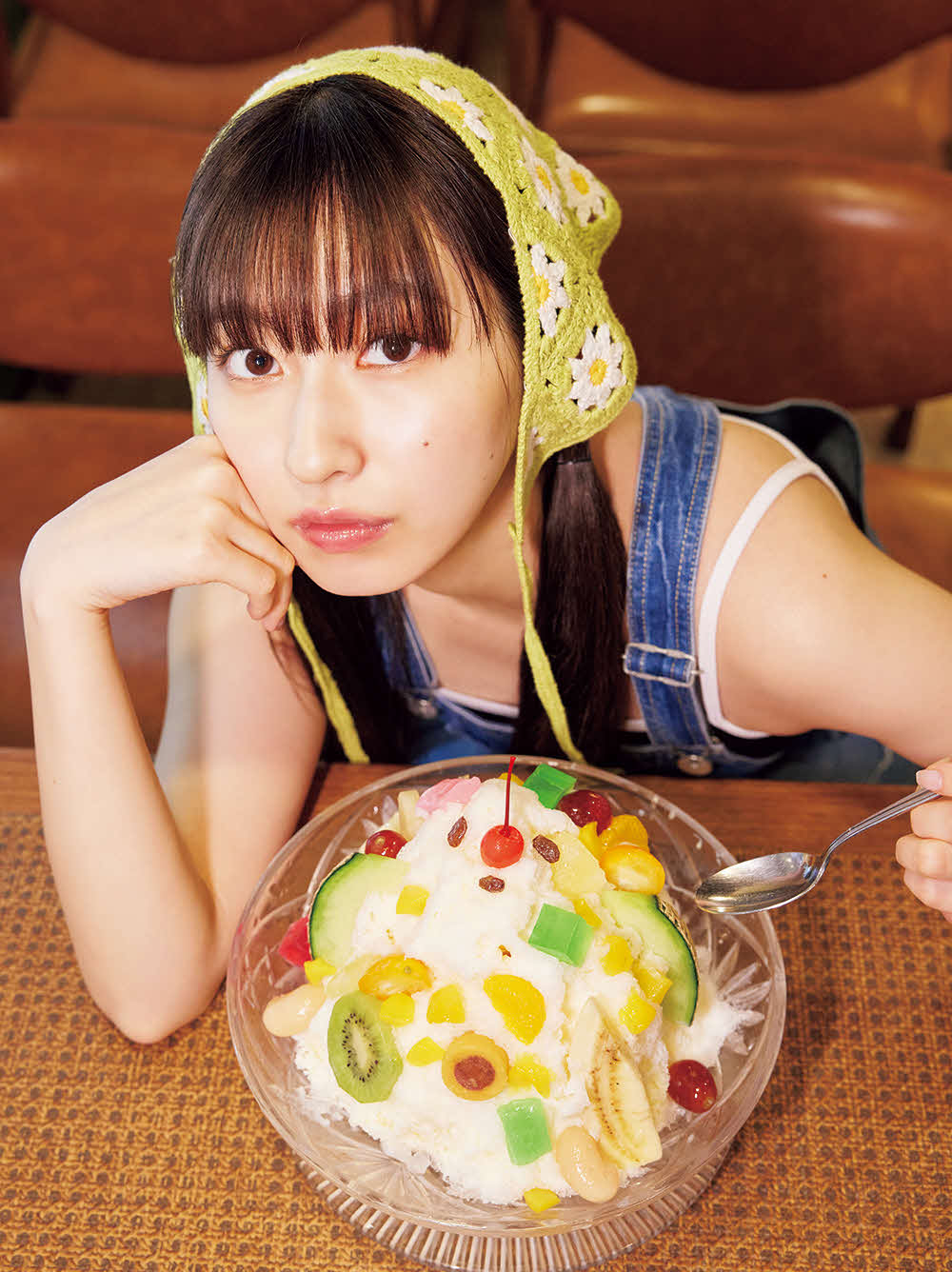 植村あかりの4冊目の写真集「Strelitzia」