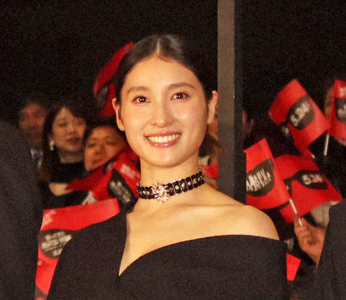 土屋太鳳「あぶ刑事」公開初日迎え「参加させていただけることが本当に本当に本当に光栄です！」