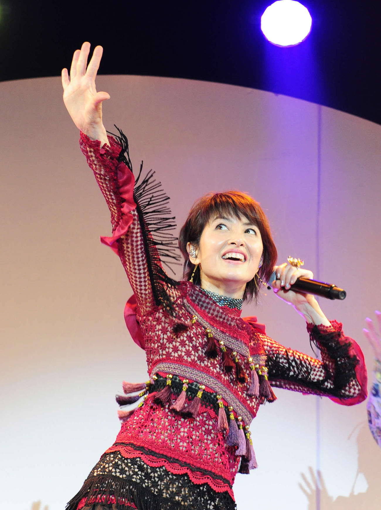 単独ライブを行った荻野目洋子（2018年4月撮影）