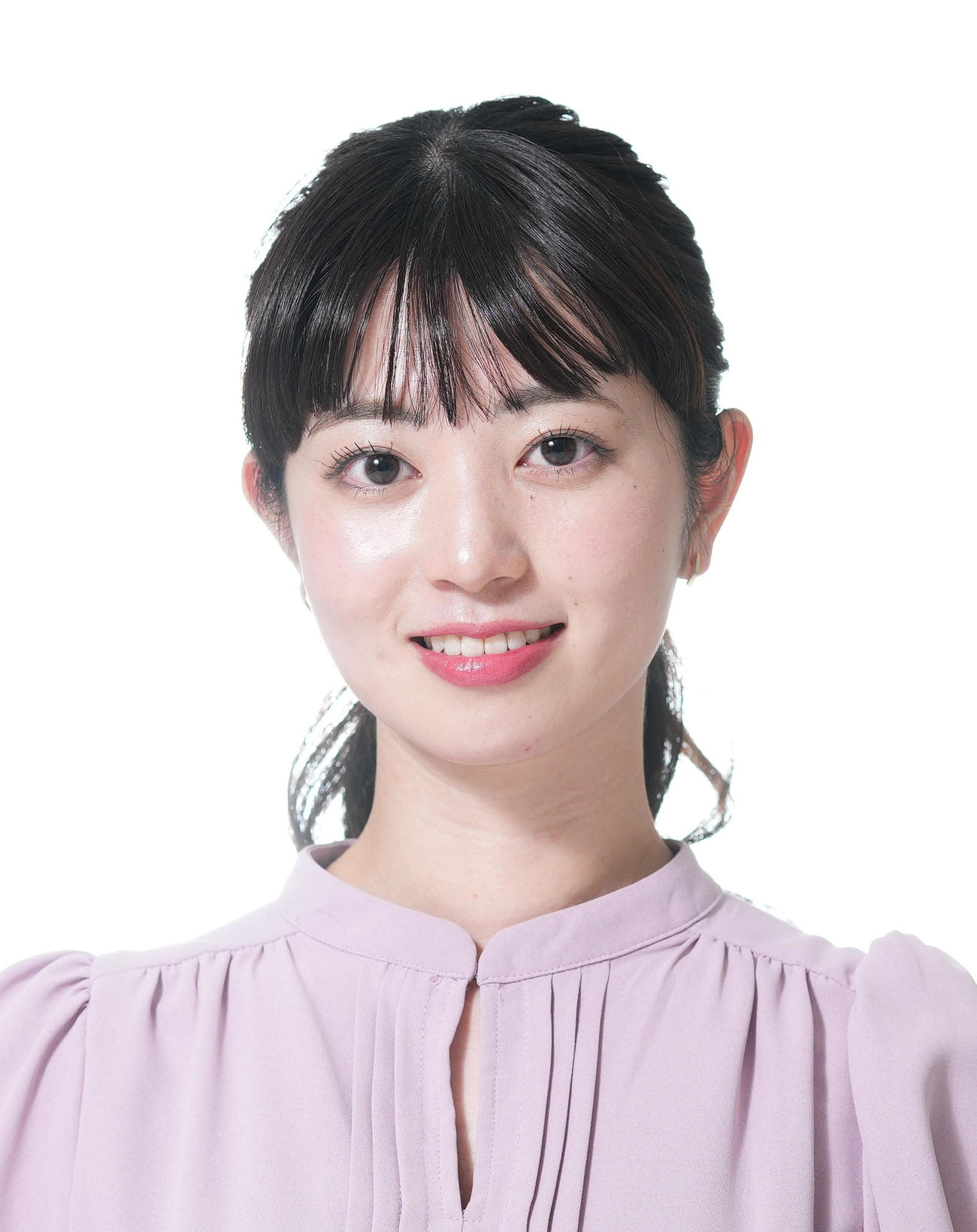 テレ東中根舞美アナ（23年10月）