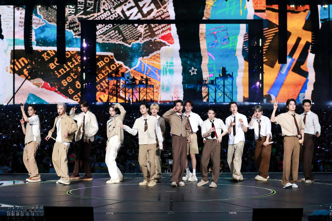 日本で初のスタジアムツアーを完走したSEVENTEEN（(P)＆(C) PLEDIS Entertainment）