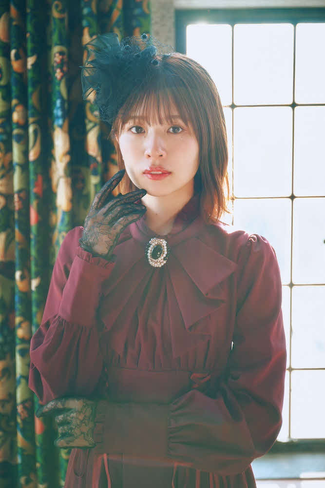 日向坂46松田好花ファースト写真集「振り向いて」のカット　撮影：岡本武志／講談社