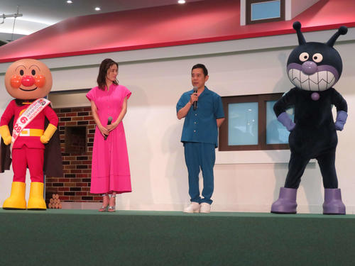 上戸彩、蒼井優はママ友「この前も一緒に遊びに来た」アンパンマンミュージアムで親子の時間