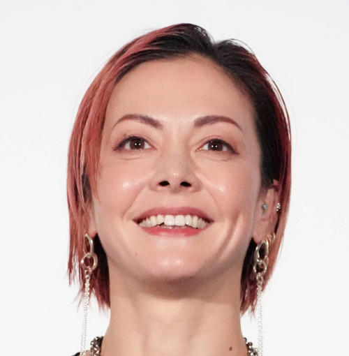 土屋アンナ「下妻物語」聖地、ジャスコ下妻店でトークショー「今度は下妻でもライブしたいな！」