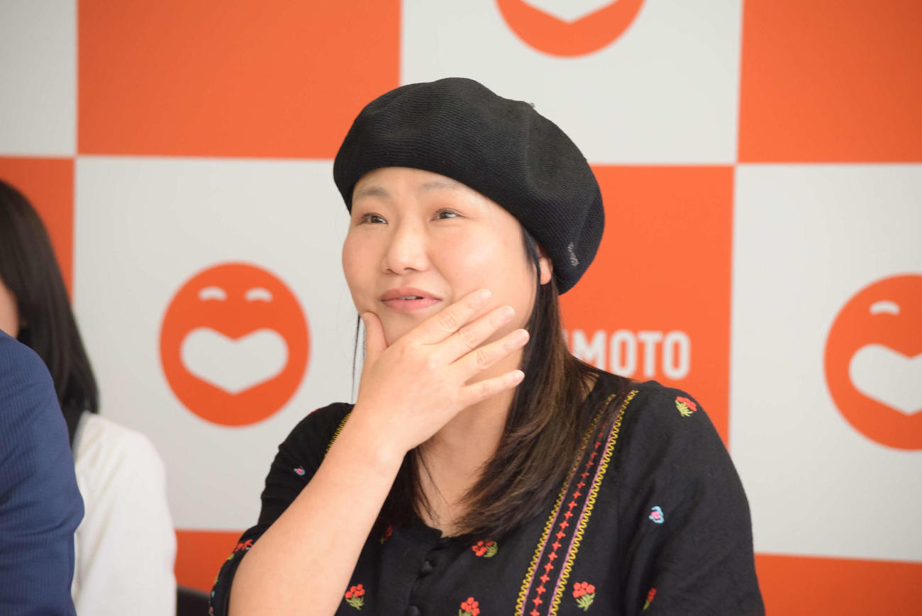 間寛平GMの月例会見に登場した島田珠代（撮影・阪口孝志）