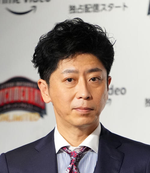 フット後藤輝基、今年50歳でついに「運動神経悪い芸人」卒業？　段差につまずき「老いやんか」