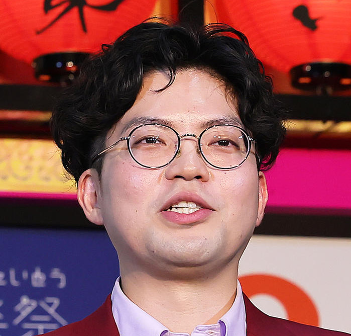 ヤーレンズの出井隼之介（2024年2月撮影）