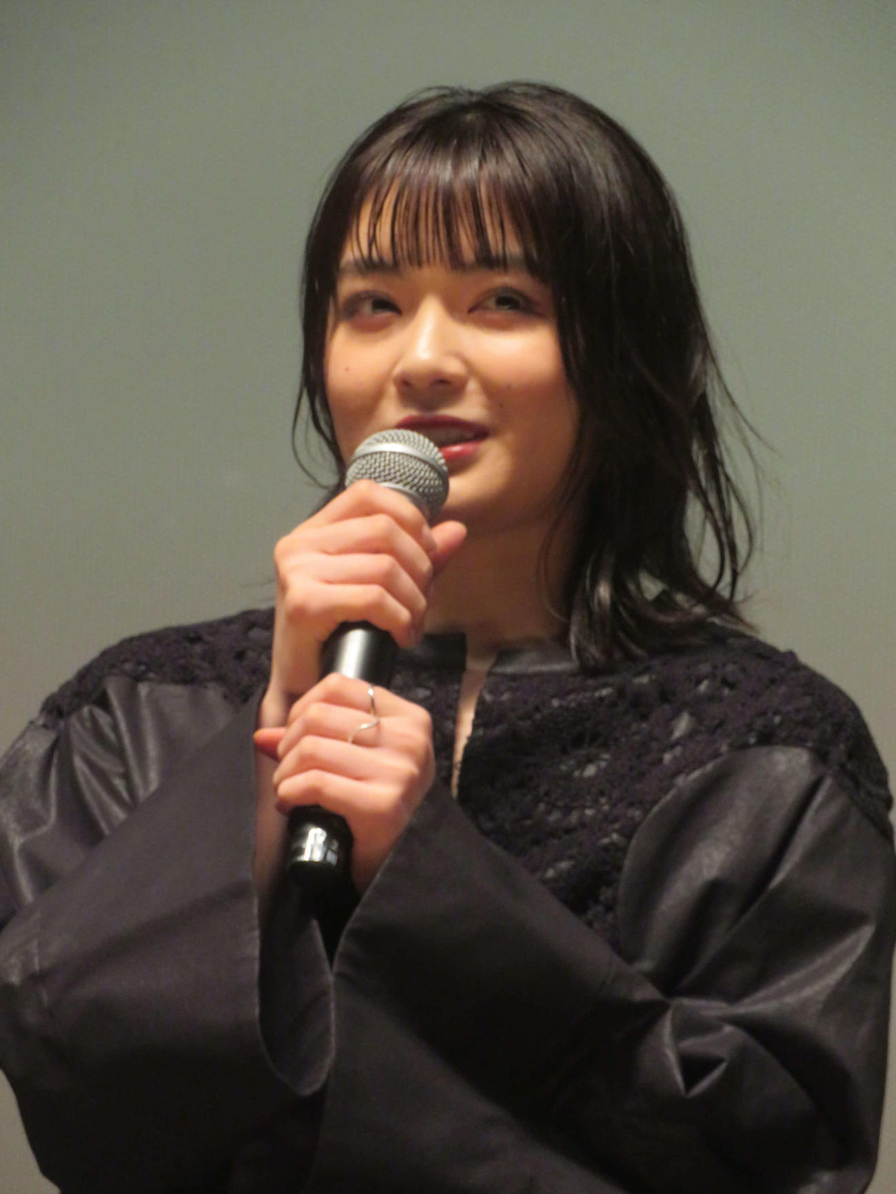 劇場アニメ「ルックバック」完成披露舞台あいさつに出席した吉田美月喜