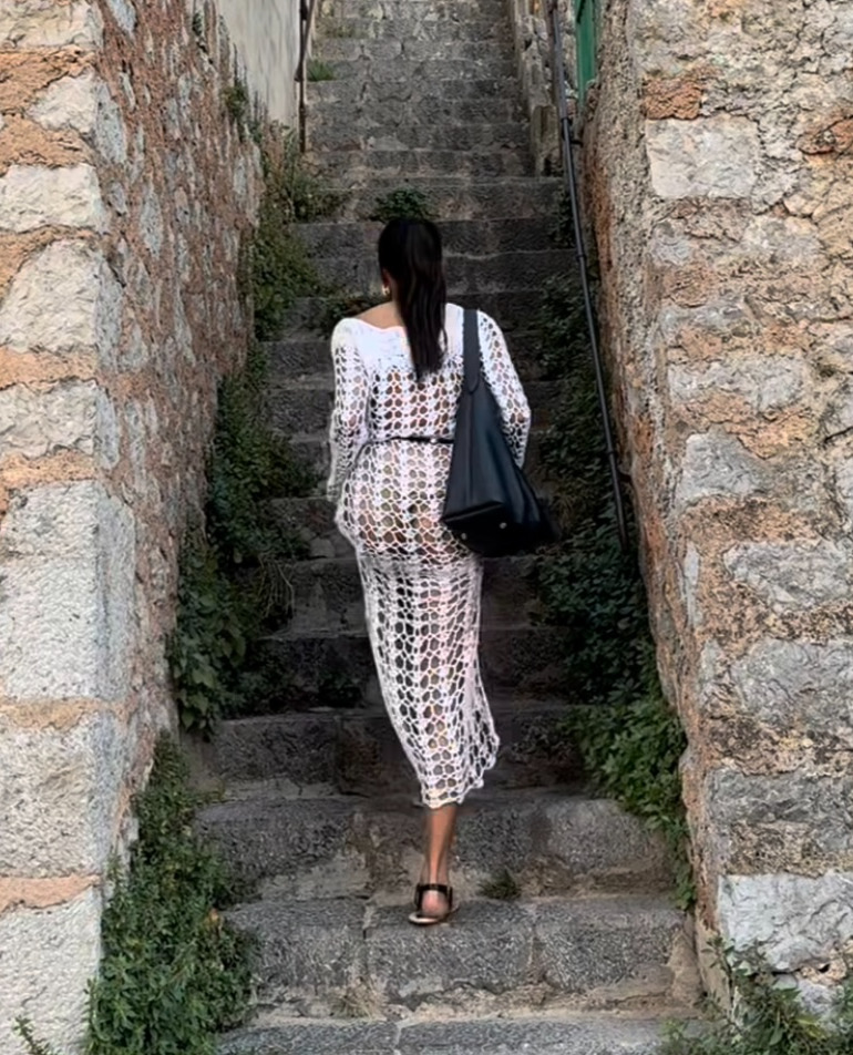 ローラのインスタグラムから