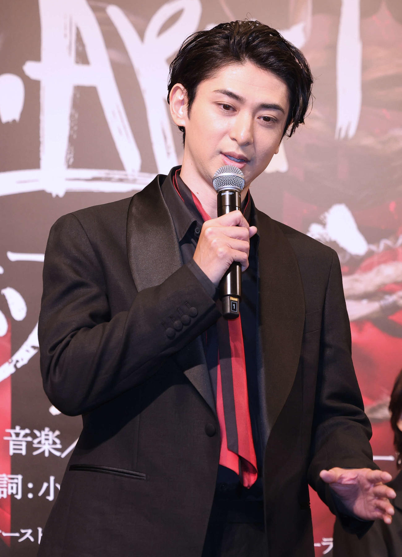 ミュージカル「モーツァルト！」の制作発表会見に登場した古川雄大（撮影・野上伸悟）