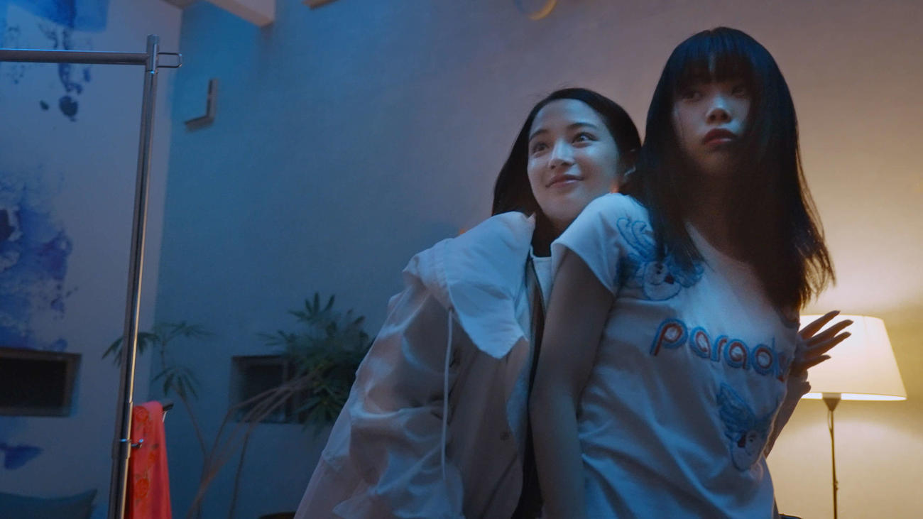 映画「キリエのうた」を再編集し、全10話となったドラマ「路上のルカ」の1シーン（C）2023 Kyrie Film Band